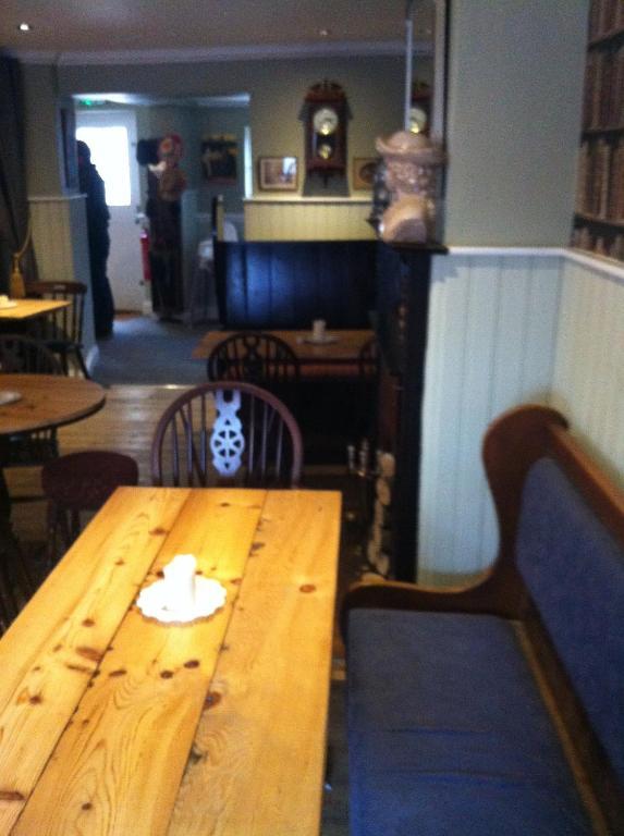 The Carpenter'S Arms Hotel Cambridge  Exterior foto