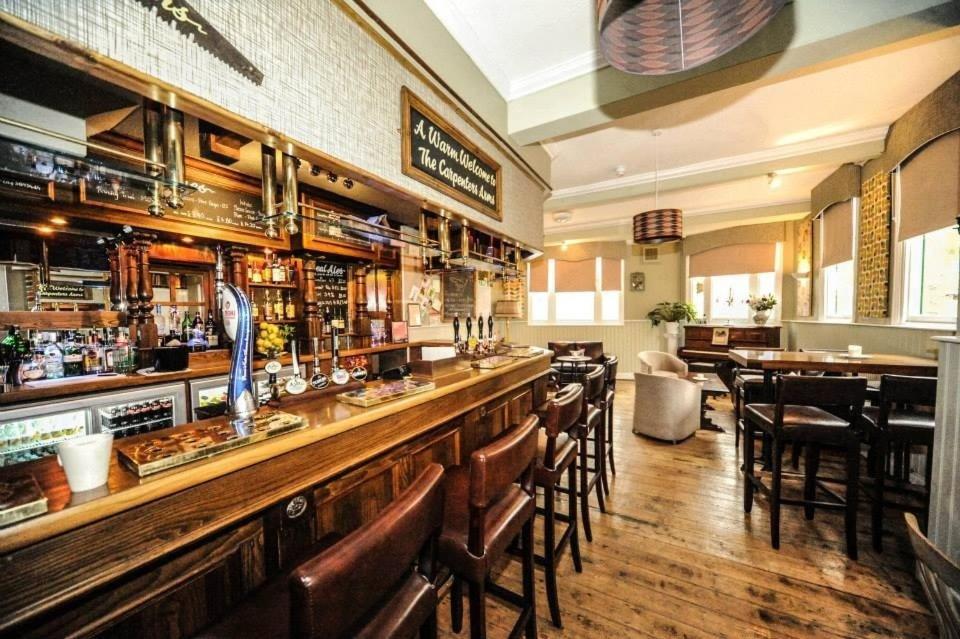 The Carpenter'S Arms Hotel Cambridge  Exterior foto